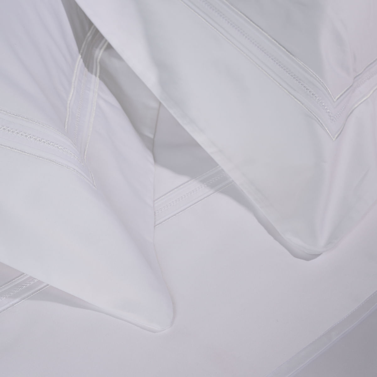 08 01 0325 Jogo de Lencol  Bianco Branco Branco 002.jpg